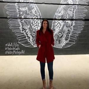 Meet your Posher, Leslie